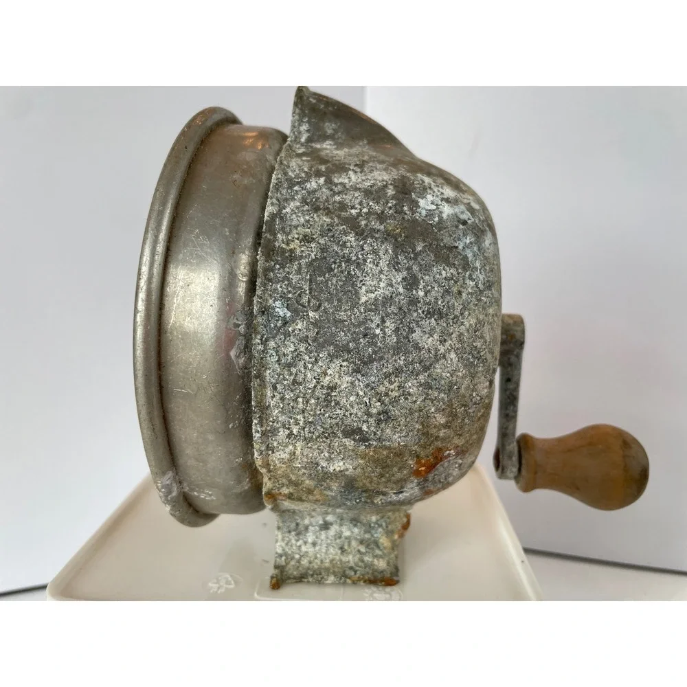 Vintage Central States Mfg Co Hand Crank Juicer St Louis MO Metal Silver OS